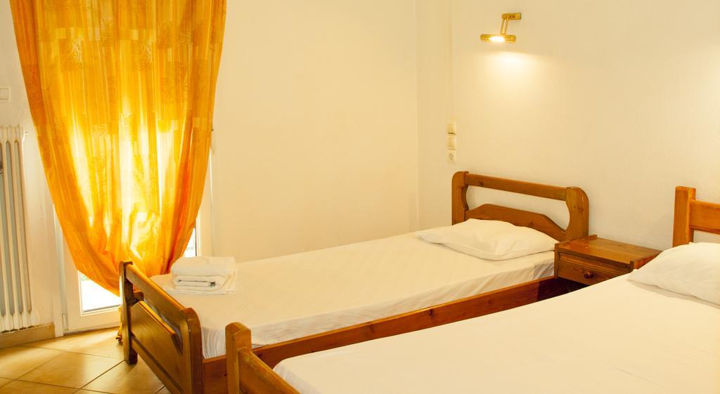 Stavrodromi Hotel イグメニツァ エクステリア 写真